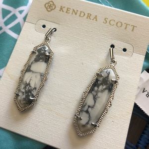 ✨GORGEOUS KENDRA SCOTT✨ Fran Earrings 😍 BNWT
